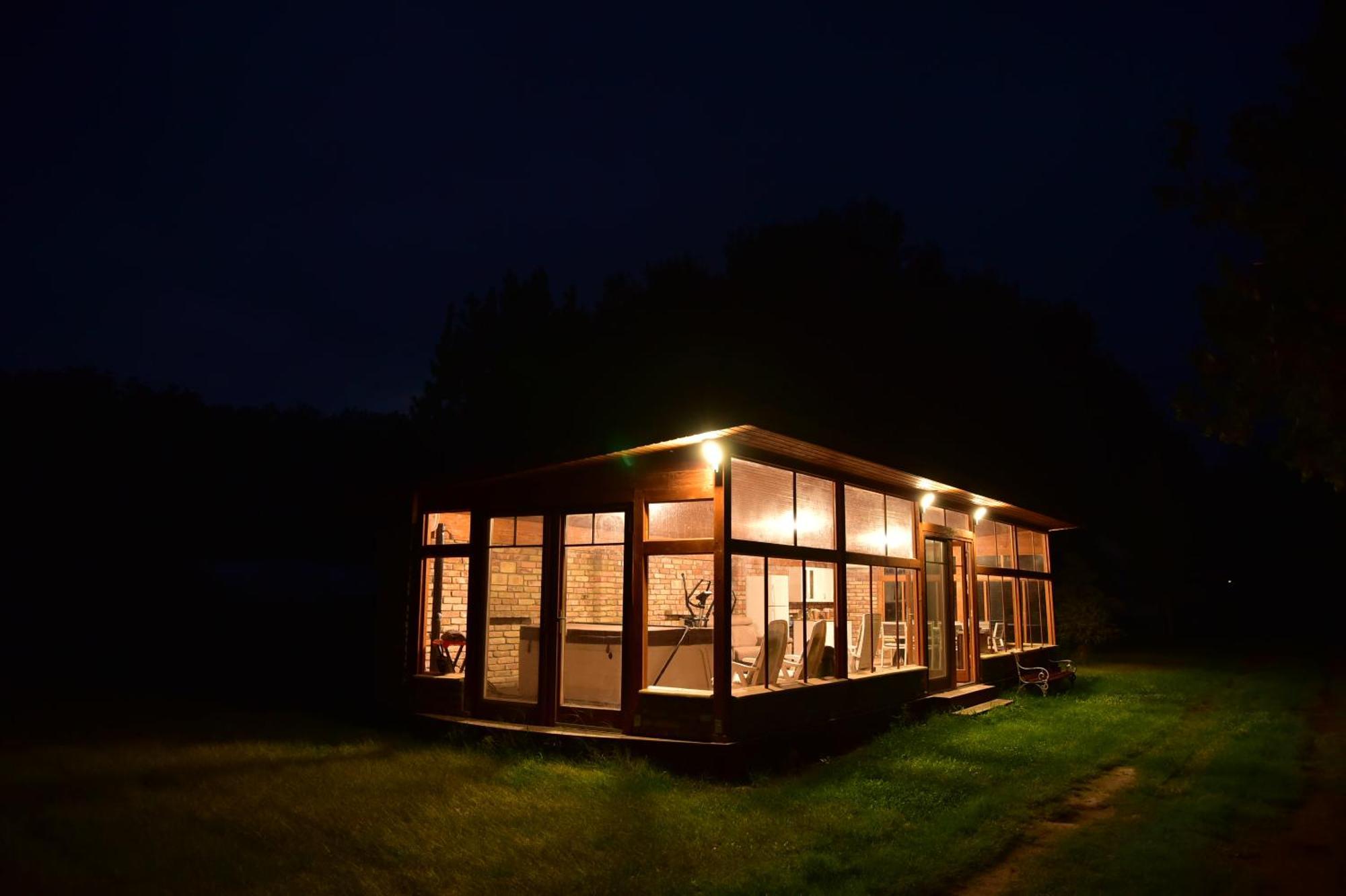 Gyoember Tanya Villa Asotthalom Ruang foto