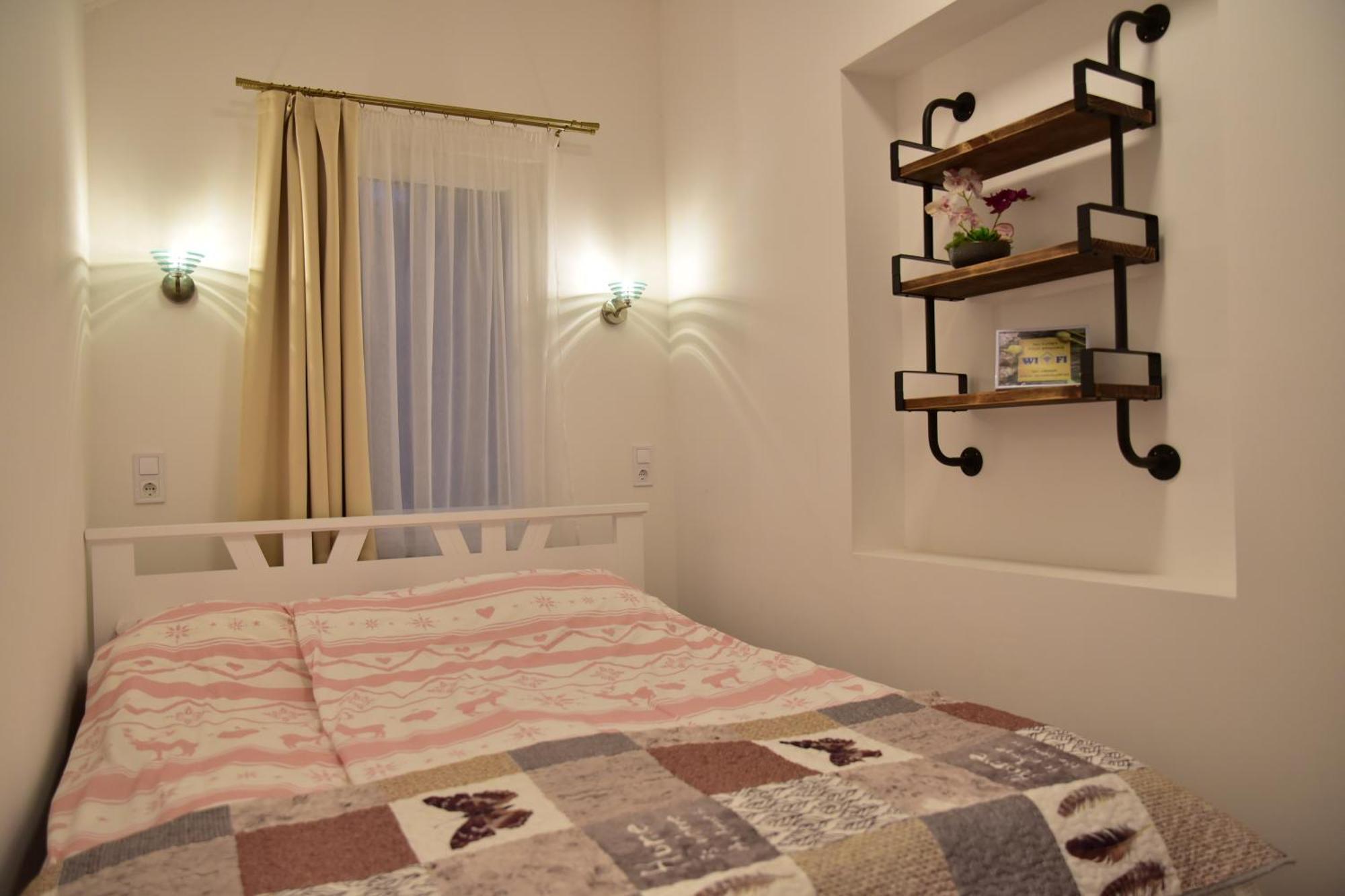 Gyoember Tanya Villa Asotthalom Ruang foto