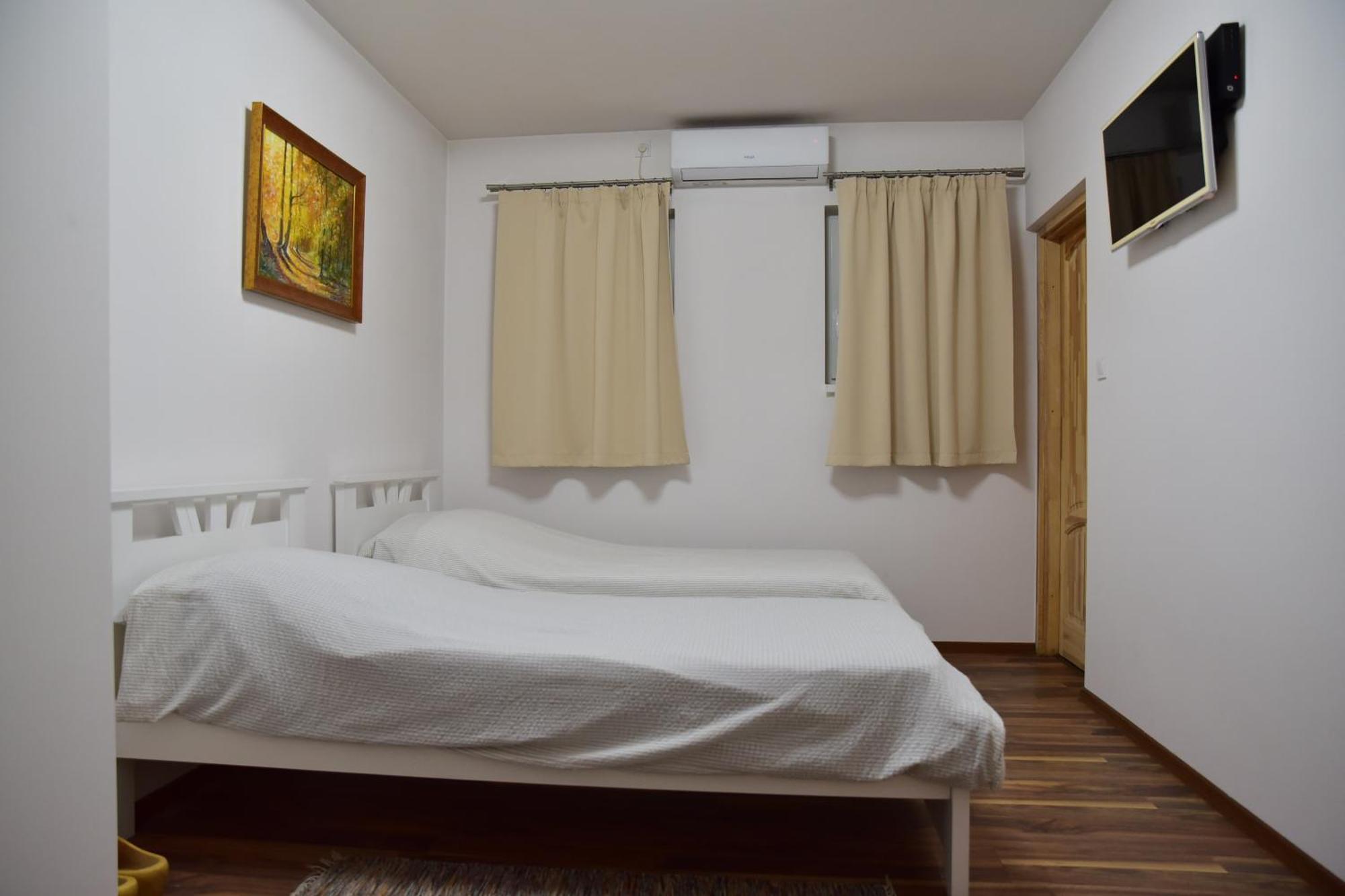 Gyoember Tanya Villa Asotthalom Ruang foto